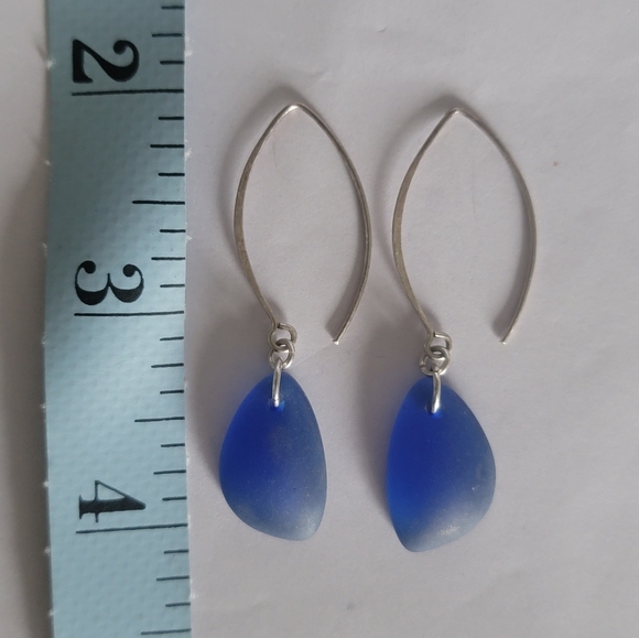 Sterling Silver .925 Eco Seaglass Marquis Pebble Earrings Cobalt - Picture 4 of 5
